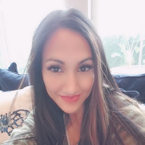 Meet your Posher, Shobana - Picture 1 of 1